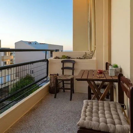 Tailor's House. Vintage Apartment, With A Sea View * خانيا