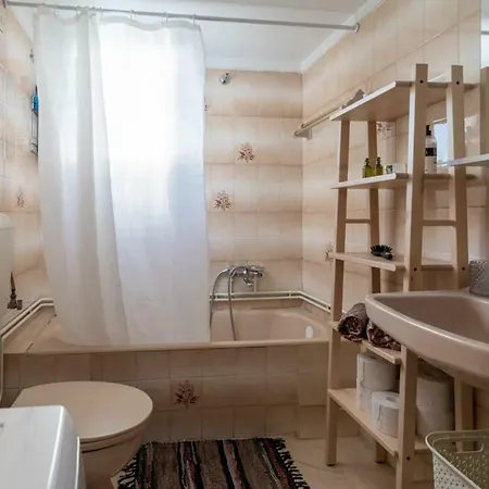 Tailor's House. Vintage Apartment, With A Sea View *